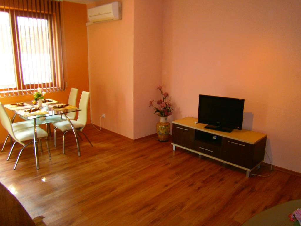 Apartments Stefi Pomorie Exterior photo