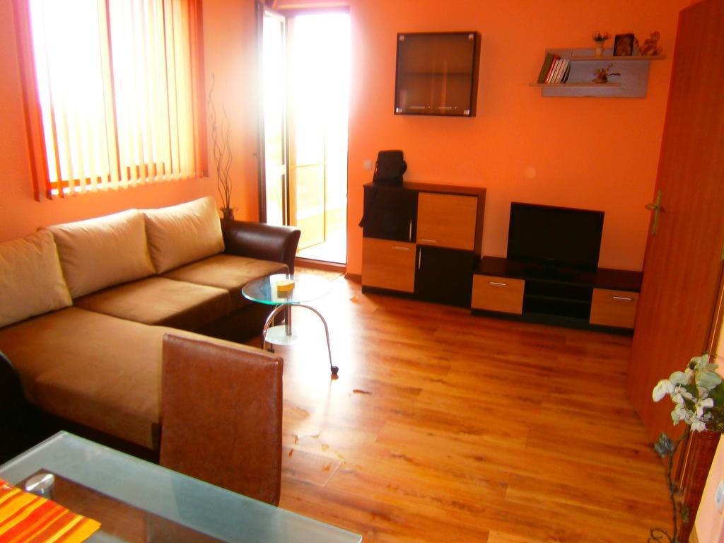 Apartments Stefi Pomorie Exterior photo